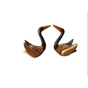 Elegant Swans - Pure rosewood
